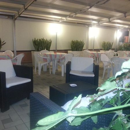 Hotel Europeo Sottomarina Exterior photo